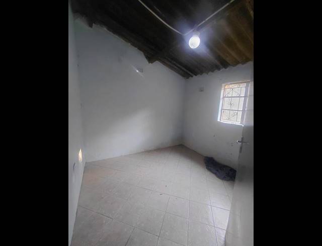 2 BEDROOM PROPERTY TO RENT IN UMLAZI B